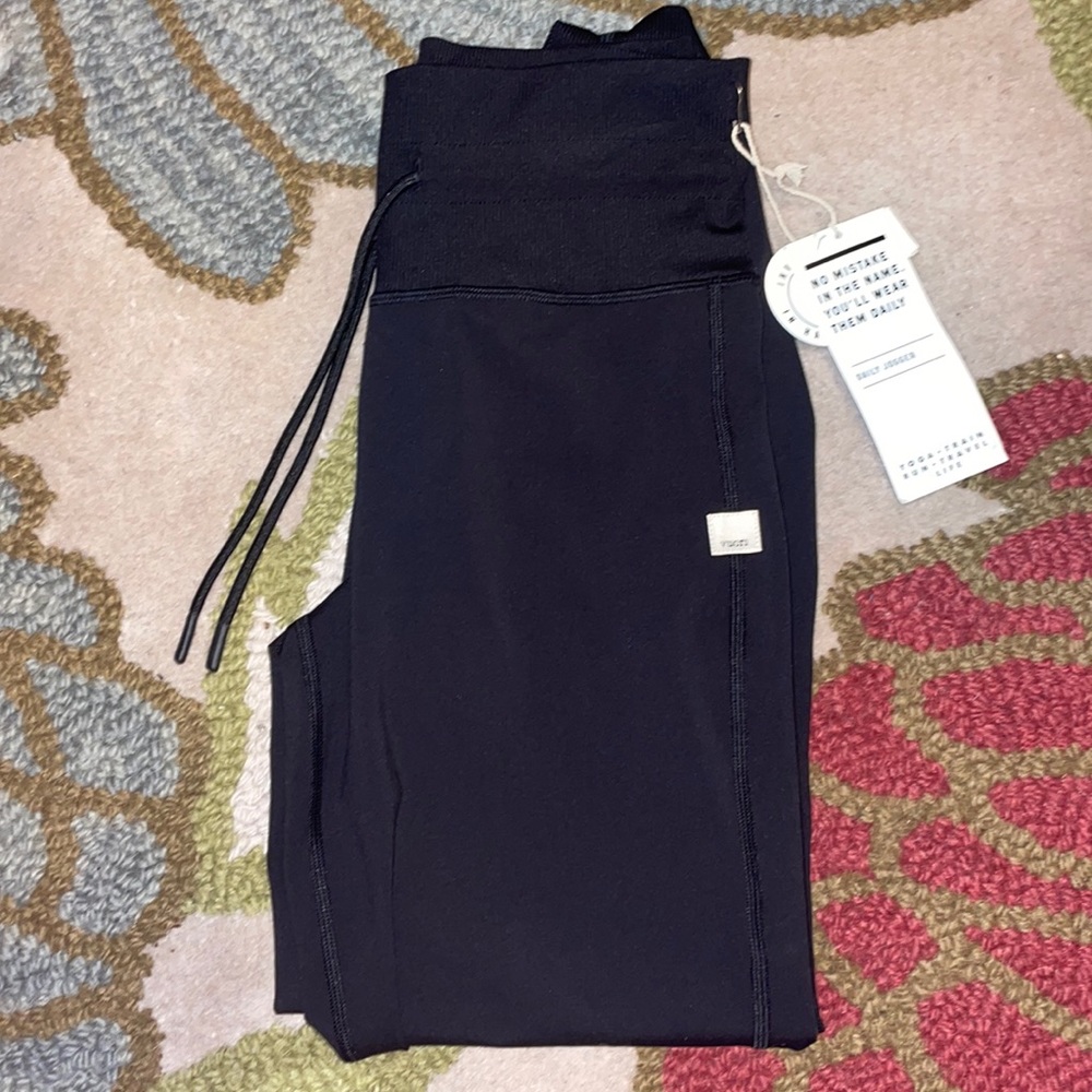 Vuori Daily Jogger